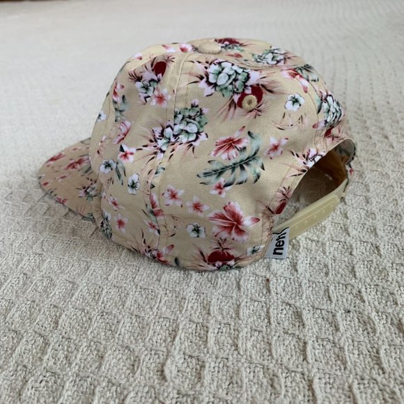 Tropical Neff Hat - Picture 8 of 9